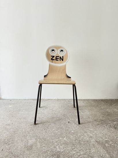 zen - chaise d'occasion customisée par découpe...