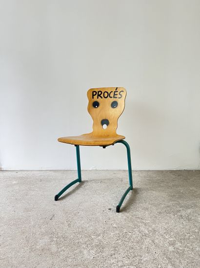 trial - second-hand chair customized by cutting...