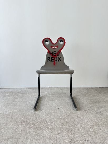 heureux - second-hand chair customized by...