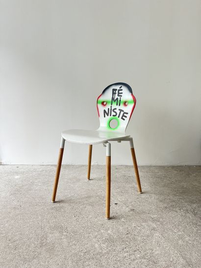 féministe - second-hand chair customized...