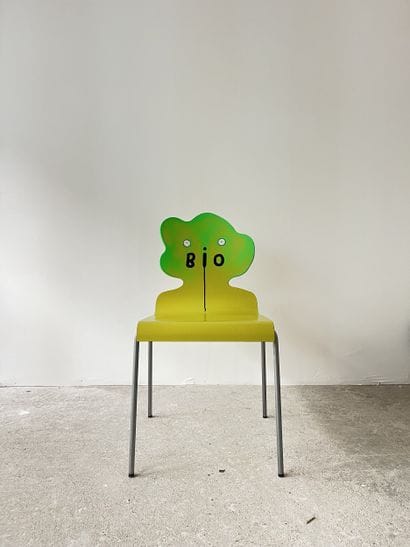 bio - chaise d'occasion customisée par découpe...