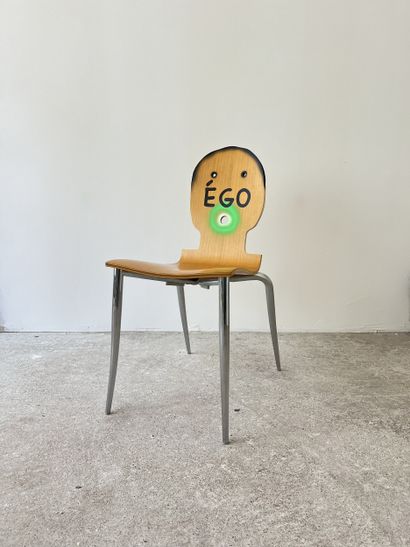 égo - second-hand chair customized by cutting...