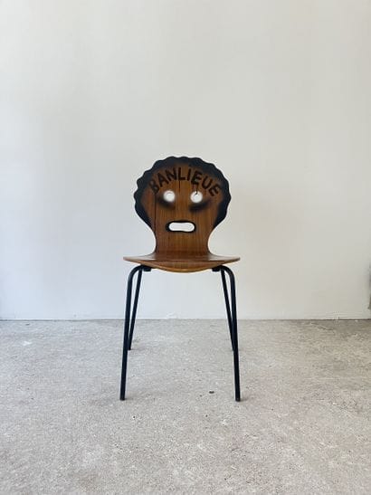 banlieue - chaise d'occasion customisée par...