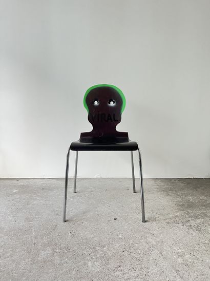 viral - chaise d'occasion customisée par...