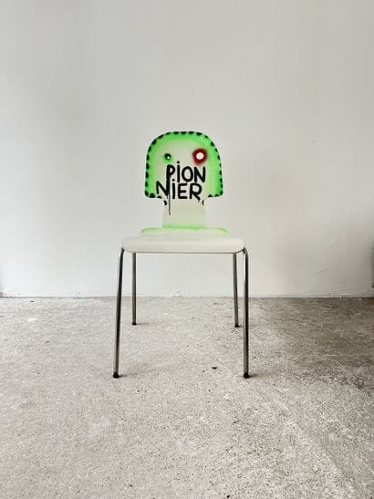 pionnier - second-hand chair customized by...