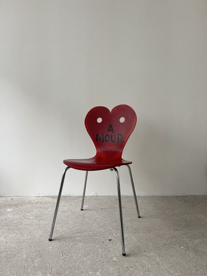 amour - second-hand chair customized by cutting...