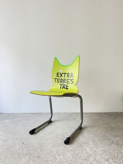 extraterrestre - second-hand chair customized...