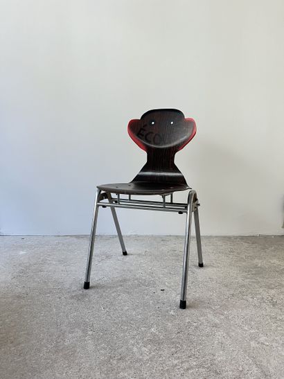 écoute - second-hand chair customized by...