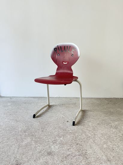 pilule - second-hand chair customized by...