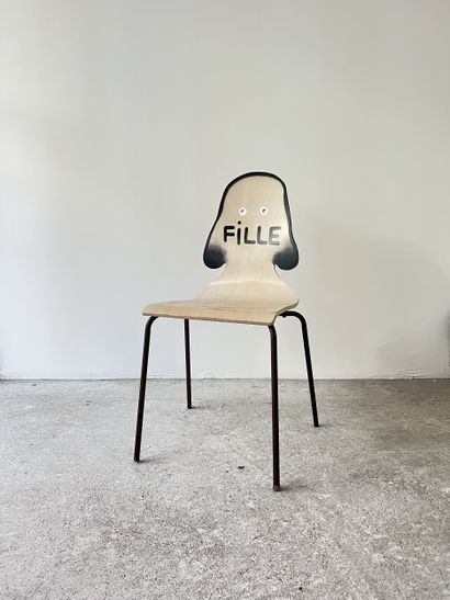 fille - second-hand chair customized by cutting...