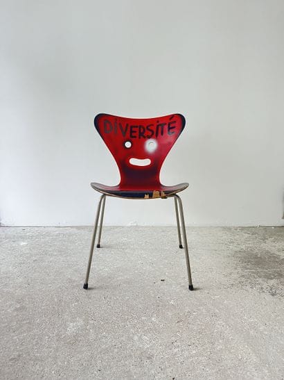 diversity - second-hand chair customized...