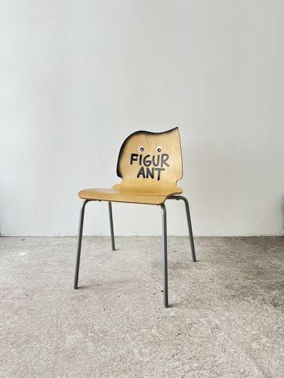 featured - second-hand chair customized by...