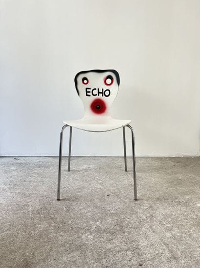 echo - second-hand chair customized by cutting...