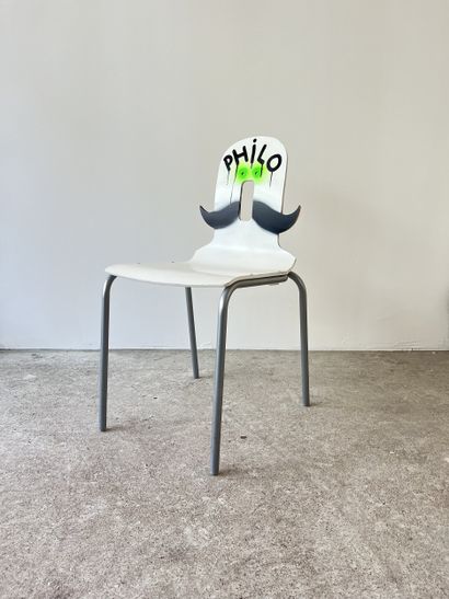 philo - second-hand chair customized by cutting...