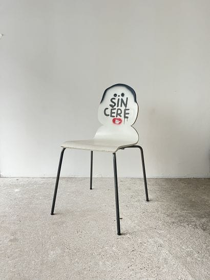 sincère - second-hand chair customized by...