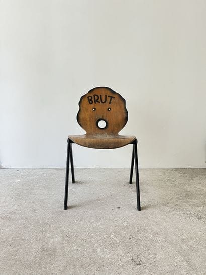 brut - chaise d'occasion customisée par découpe...