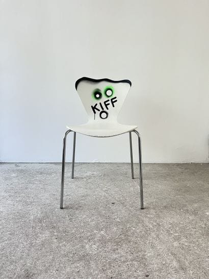 kiff - second-hand chair customized by cutting...