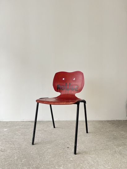 rouge - second-hand chair customized by cutting...
