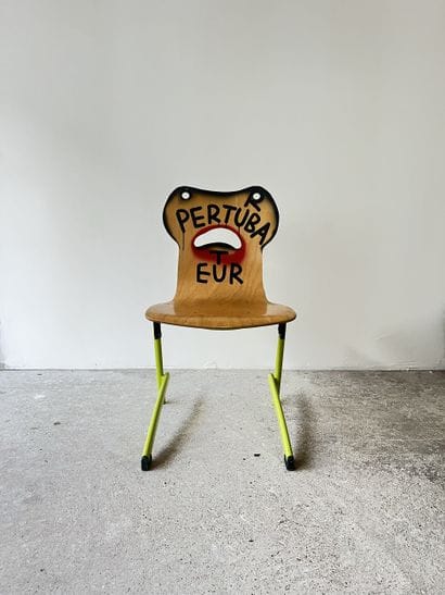perturbateur - second-hand chair customized...