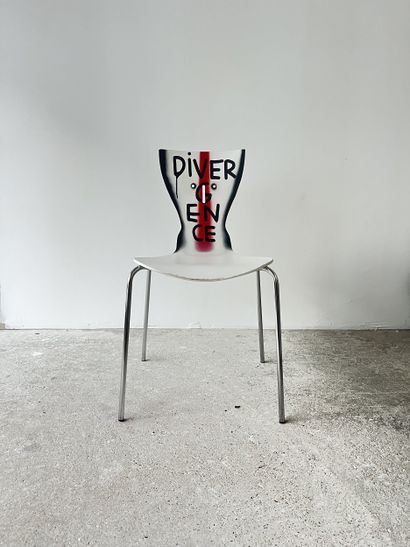 divergence - second-hand chair customized...
