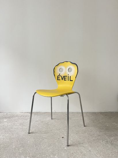 éveil - second-hand chair customized by cutting...