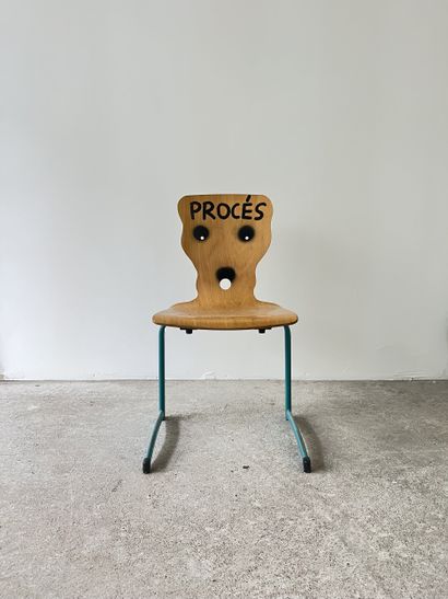 trial - second-hand chair customized by cutting...
