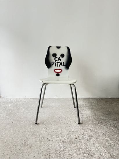 capital - chaise d'occasion customisée par...
