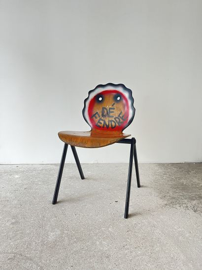 defend - second-hand chair customized by...