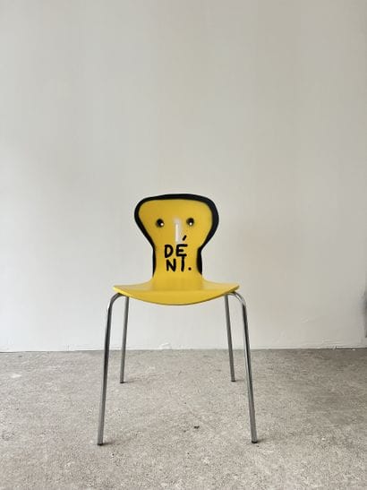 deni - second-hand chair customized by cutting...