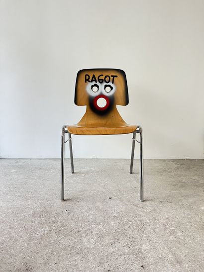 ragot - second-hand chair customized by cutting...