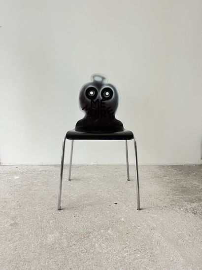 mémoire - second-hand chair customized by...