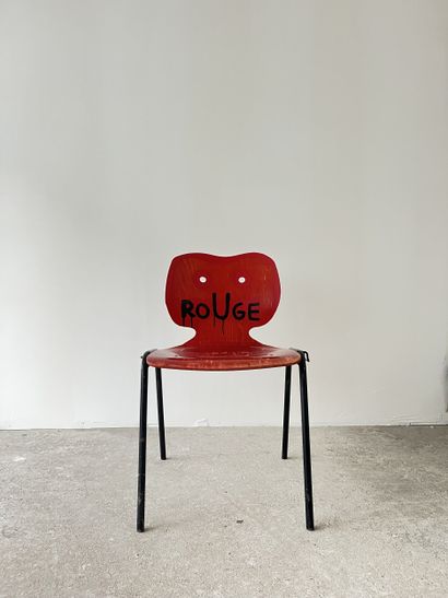 rouge - second-hand chair customized by cutting...