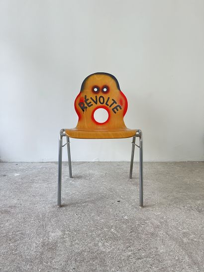 révolte - second-hand chair customized by...