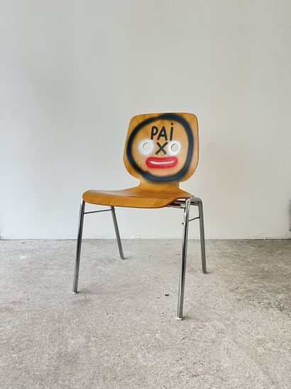 paix - second-hand chair customized by cutting...