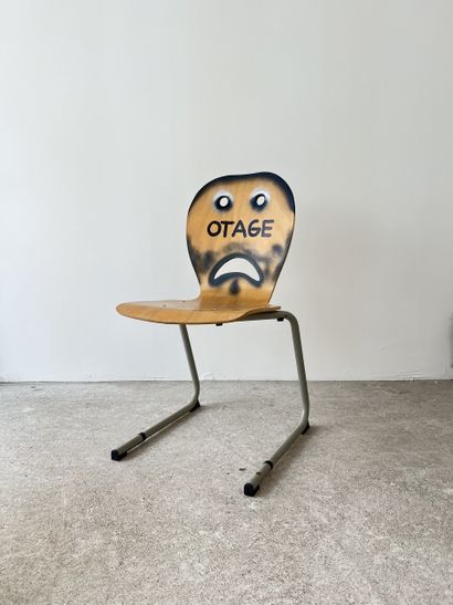 otage - second-hand chair customized by cutting...