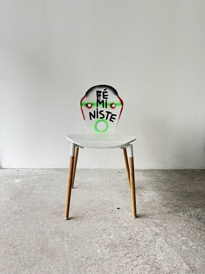 féministe - second-hand chair customized...