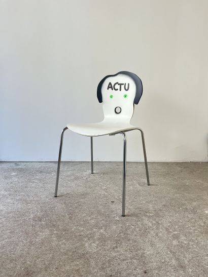 actu - second-hand chair customized by cutting...