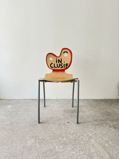 inclusif - second-hand chair customized by...