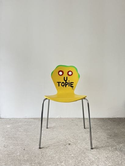 utopie - chaise d'occasion customisée par...