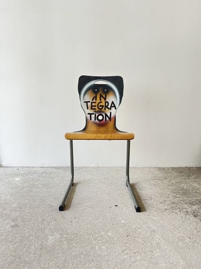 integration - second-hand chair customized...