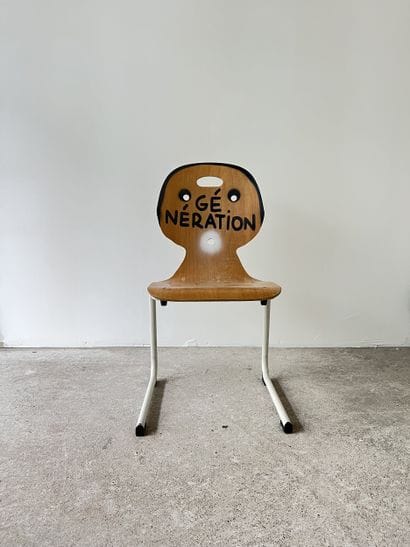 génération - second-hand chair customized...