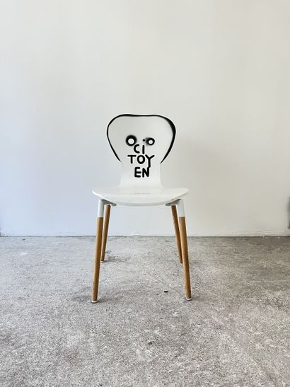 citoyen - second-hand chair customized by...