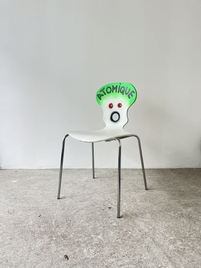 atomique - second-hand chair customized by...