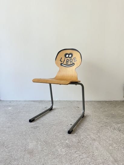 libre - second-hand chair customized by cutting...
