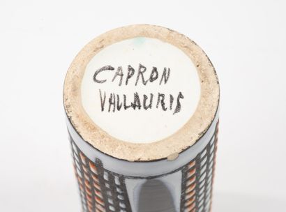 ROGER CAPRON (1922-2006)
Vase rouleau modèle...