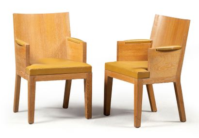 CHRISTIAN LIAIGRE (1943-2020)
Pair of Stall...