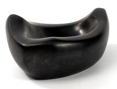 GEORGES JOUVE (1910-1964)
Free-form bowl,...