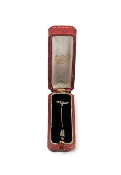 ATTRIBUTED TO CARTIER Tiepin in platinum...