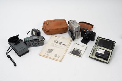 Two cameras:
- a Minox 35 ML with box, case...