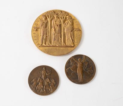 Henri DROPSY (1885-1969)
Gilt bronze medal...